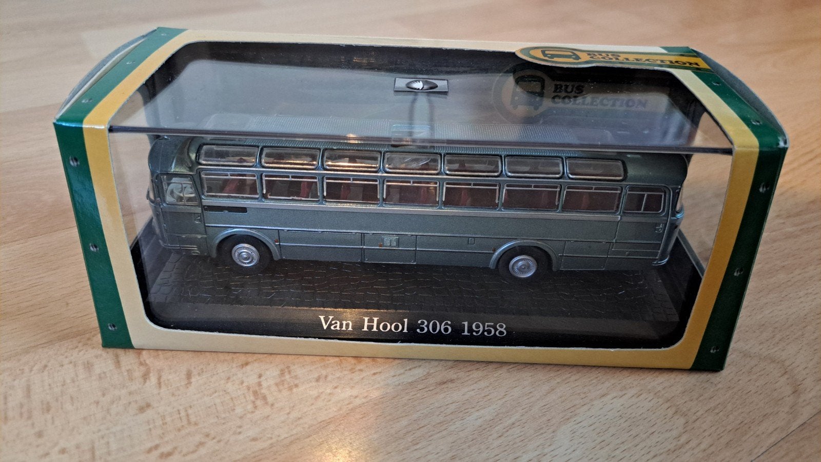 Van Hool 306 1958 Bus Model - Atlas Editions, Overige merken, 1:50 of kleiner, Overige typen, Nieuw