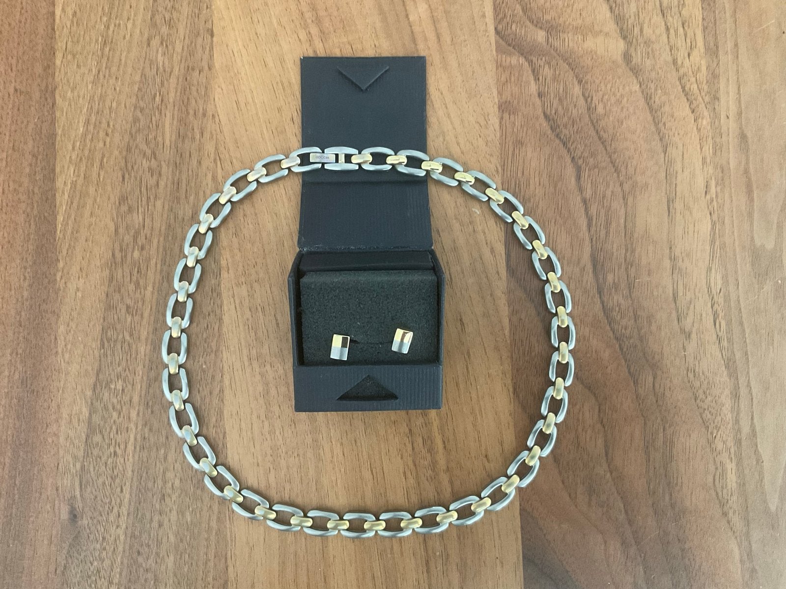 Boccia titanium ketting met bijpassende oorsteekers, Ophalen of Verzenden, Zo goed als nieuw, Zilver, Overige materialen