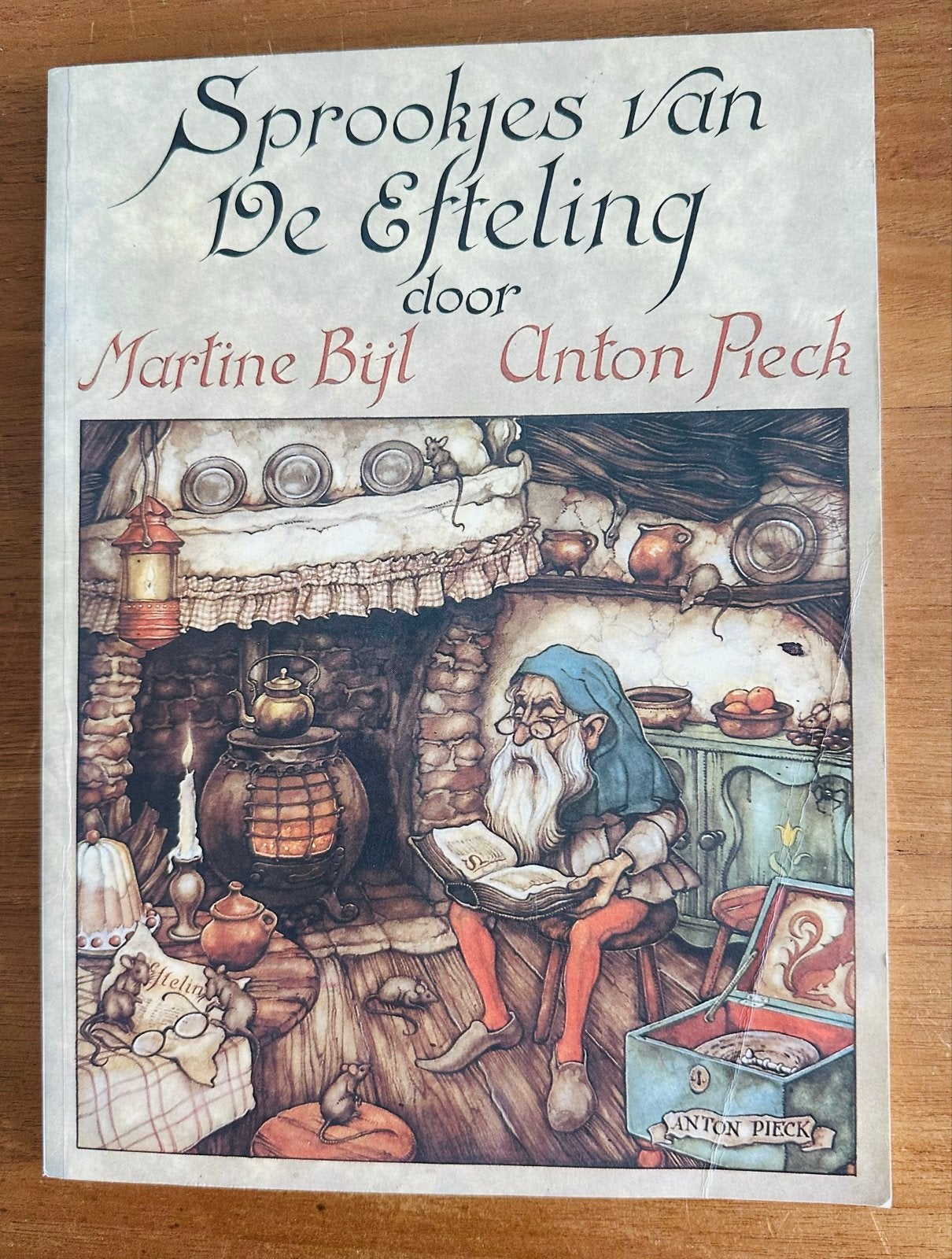Sprookjes van De Efteling - Martine Bijl & Anton Pieck, Ophalen of Verzenden, Gelezen