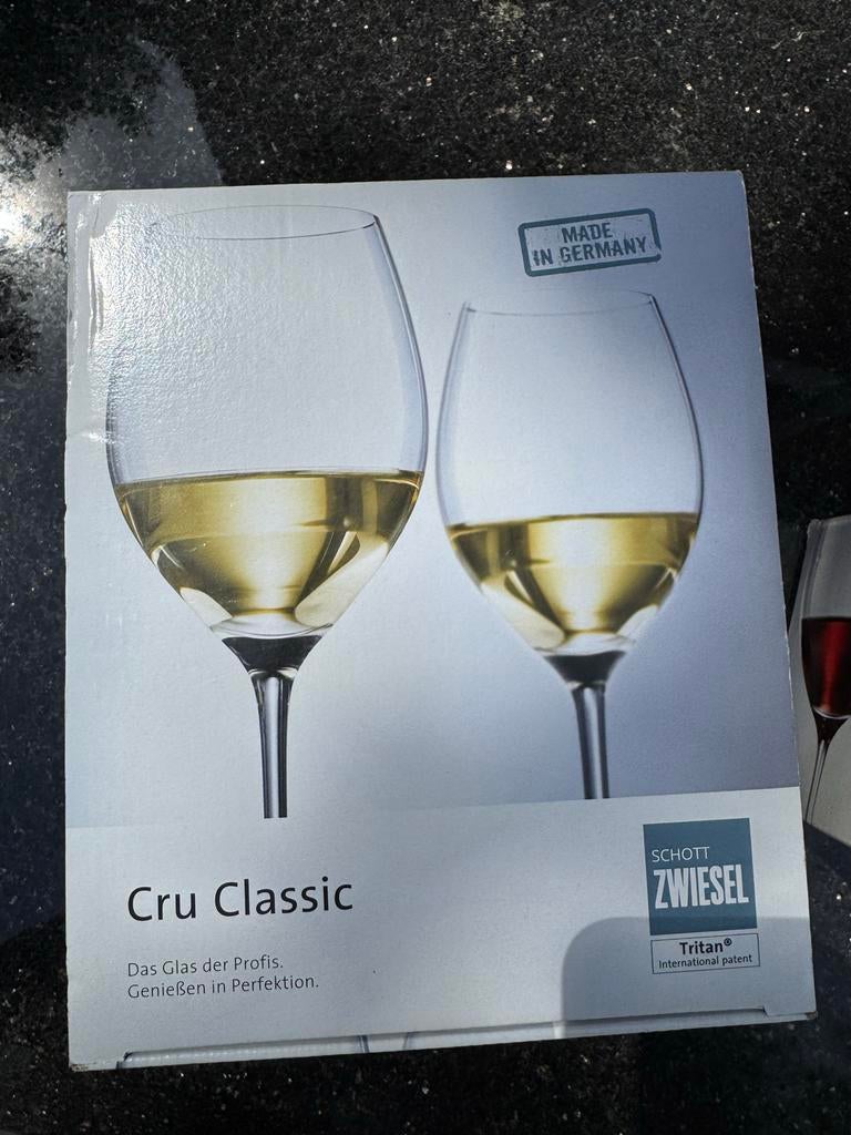 Witte en rode wijnglazen - Nieuw in doos, Ophalen, Nieuw, Overige typen