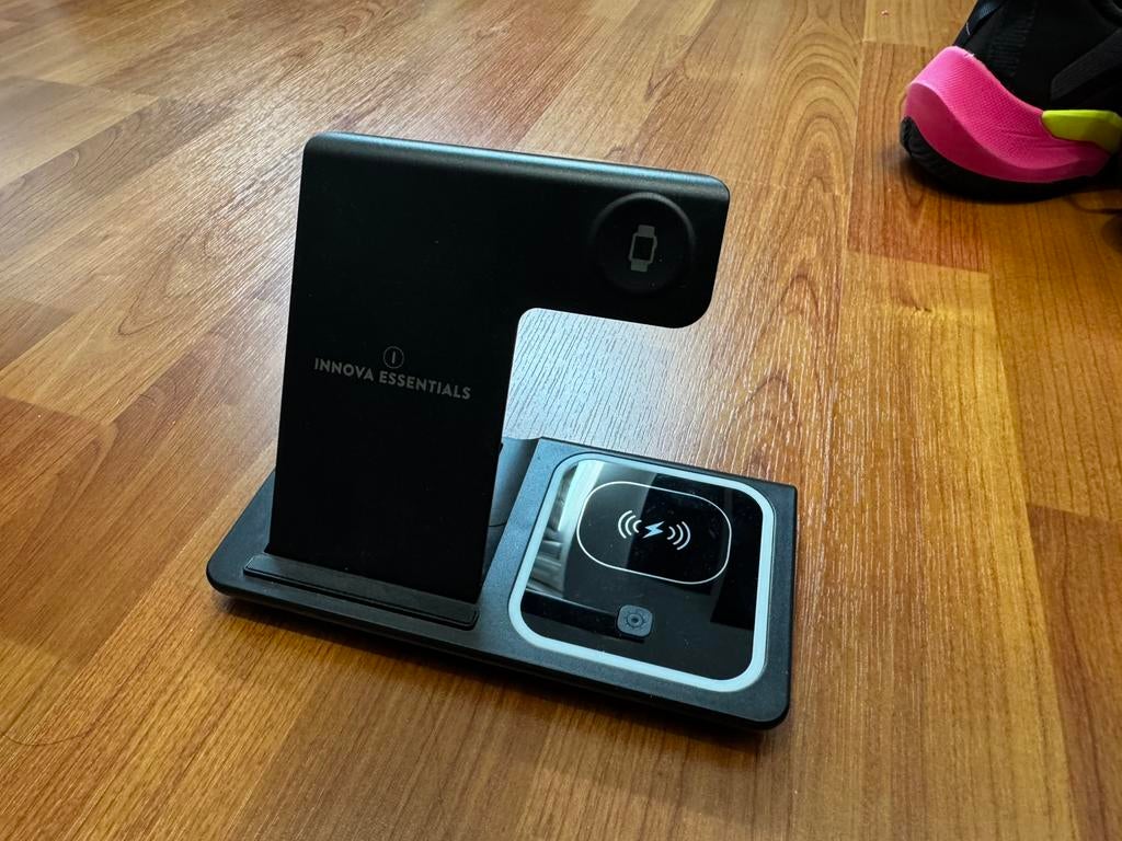 Draadloos (Qi) oplader voor iphone, airpods en apple watch., Ophalen of Verzenden, Zo goed als nieuw, Apple iPhone
