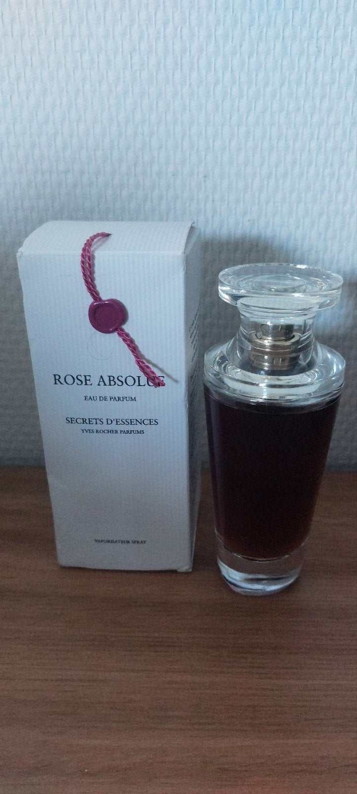 Yves Rocher Rose Absolue Eau de Parfum, Ophalen of Verzenden, Zo goed als nieuw