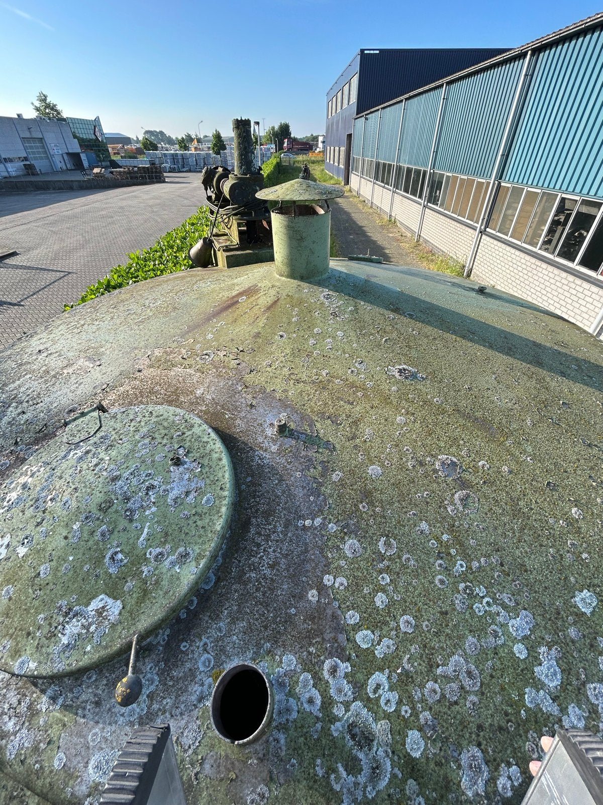 Grote metalen ton/vat - Gebruikt, 150 liter of meer, Ophalen, Gebruikt, Metaal