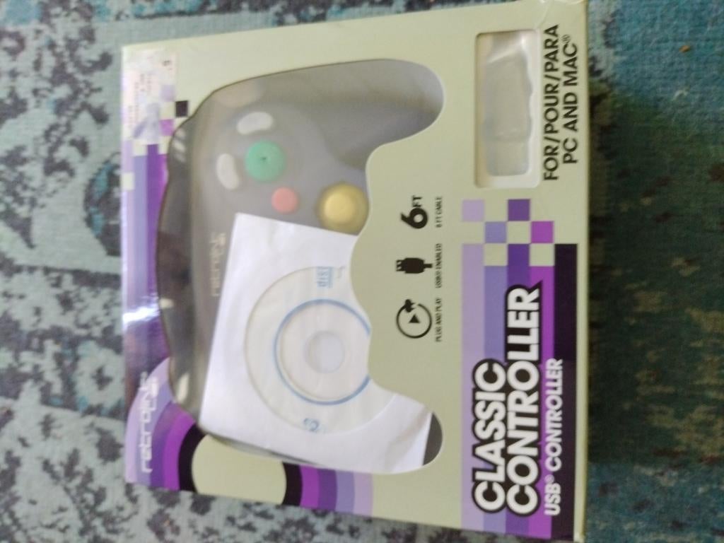 Retro-Bit Classic Controller, Spelcomputers en Games, Games | Overige, Zo goed als nieuw, Overige genres, 1 speler, Vanaf 3 jaar