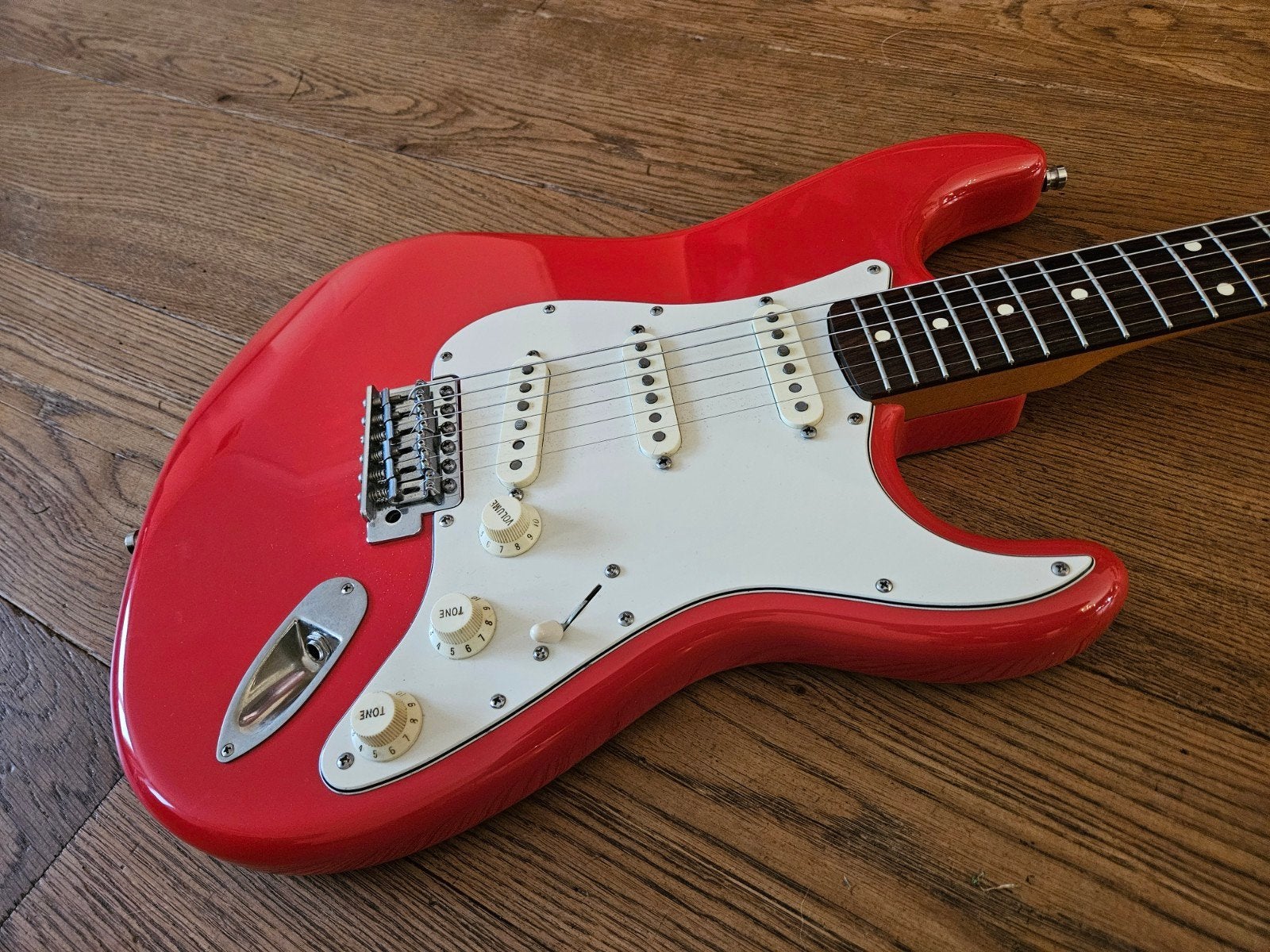 Fender Classic 60s Stratocaster Fiësta Red, Muziek en Instrumenten, Ophalen, Solid body, Fender