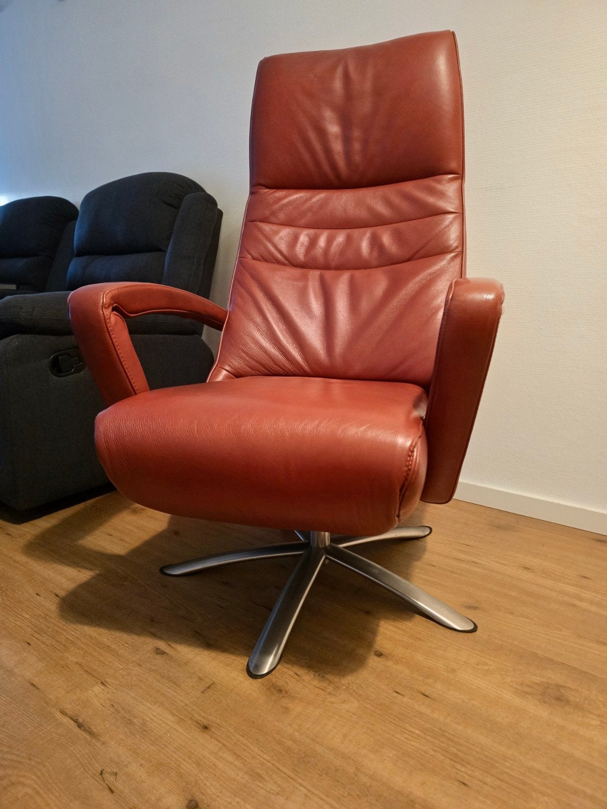 Relax stoel fauteuil elektrisch met accu TW-102 De toekomst, Ophalen, Modern, Comfort, Zo goed als nieuw, 75 tot 100 cm