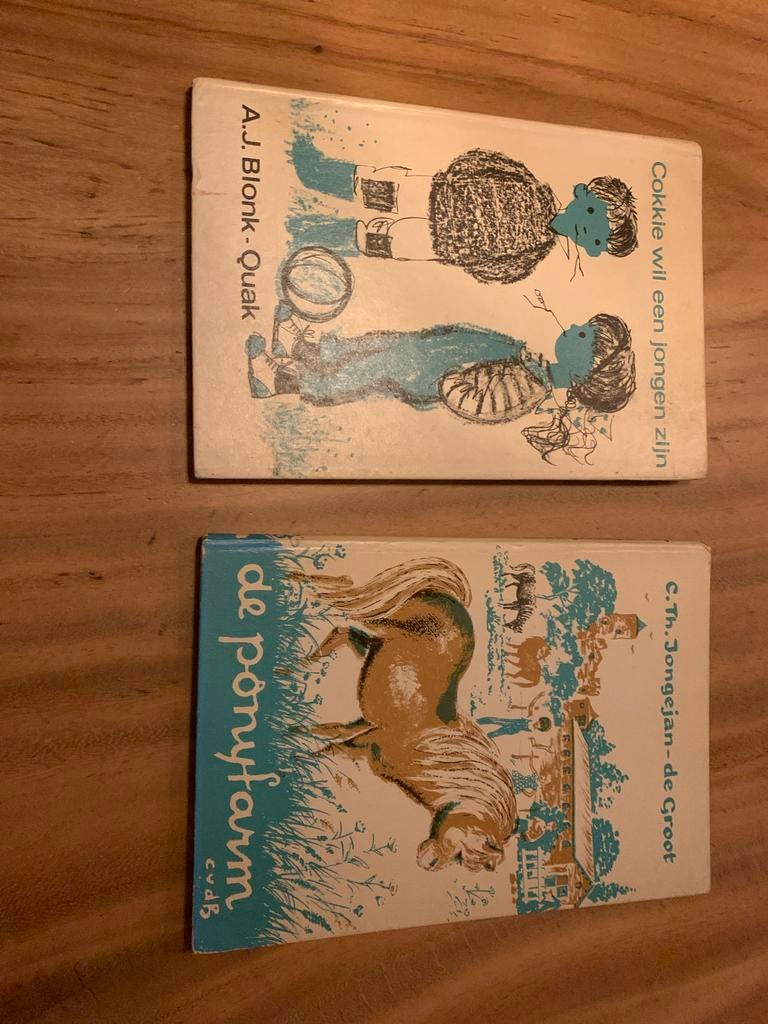 2 Vintage Kinderboeken: Cokkie wil een jongen zijn & Ponyfar, Ophalen of Verzenden, Gelezen, Fictie algemeen