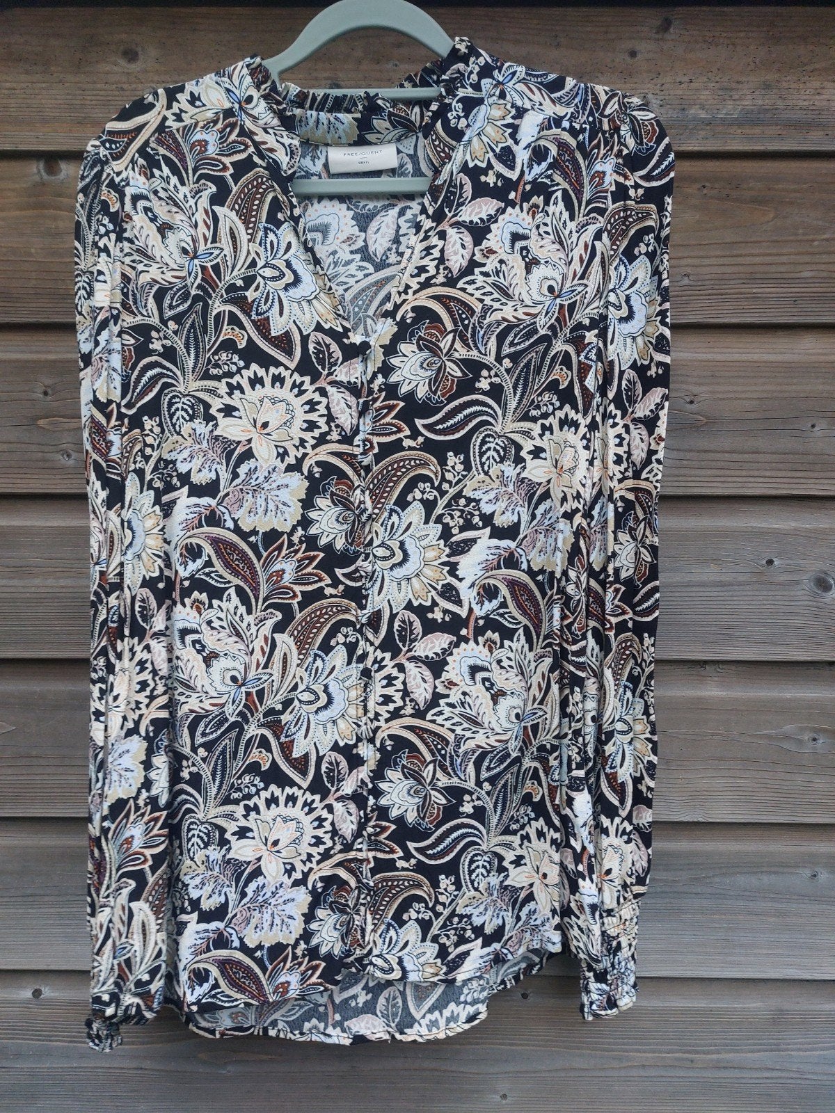 Bewerkte blouse nieuw maat S/36 Freequent, Verzenden
