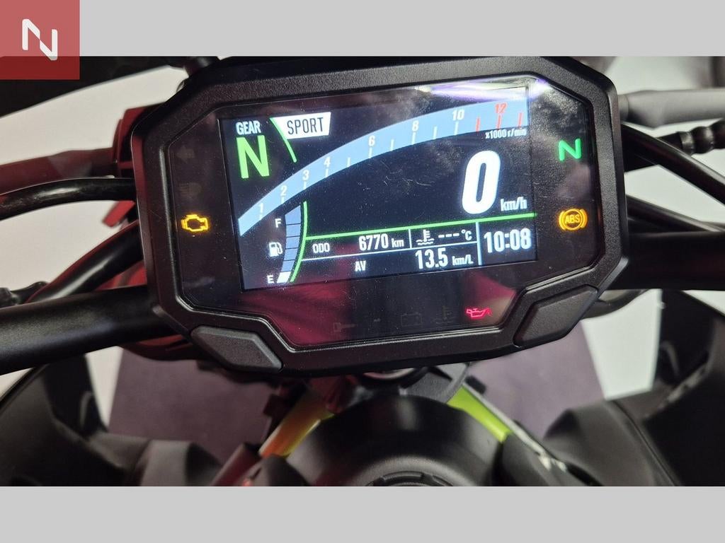 *VERKOCHT* KAWASAKI Z900 (bj 2020) BOMVOL SUPERDIK!, Motoren, Motoren | Kawasaki, 948 cc, Bedrijf, KAWASAKI, Onbekend