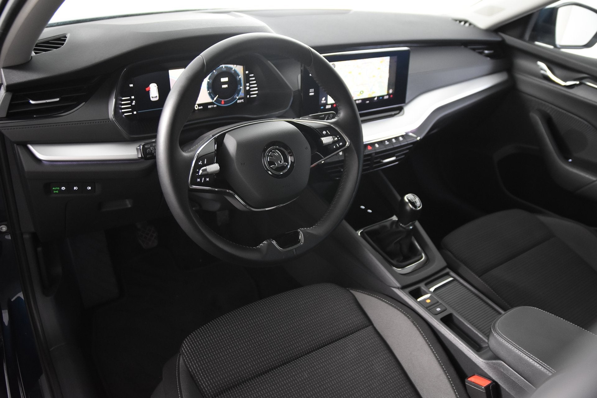 Skoda Octavia Combi 1.0 TSI Clever *1ste Eigenaar*Navigatie*, Voorwielaandrijving, Stof, Gebruikt, Blauw