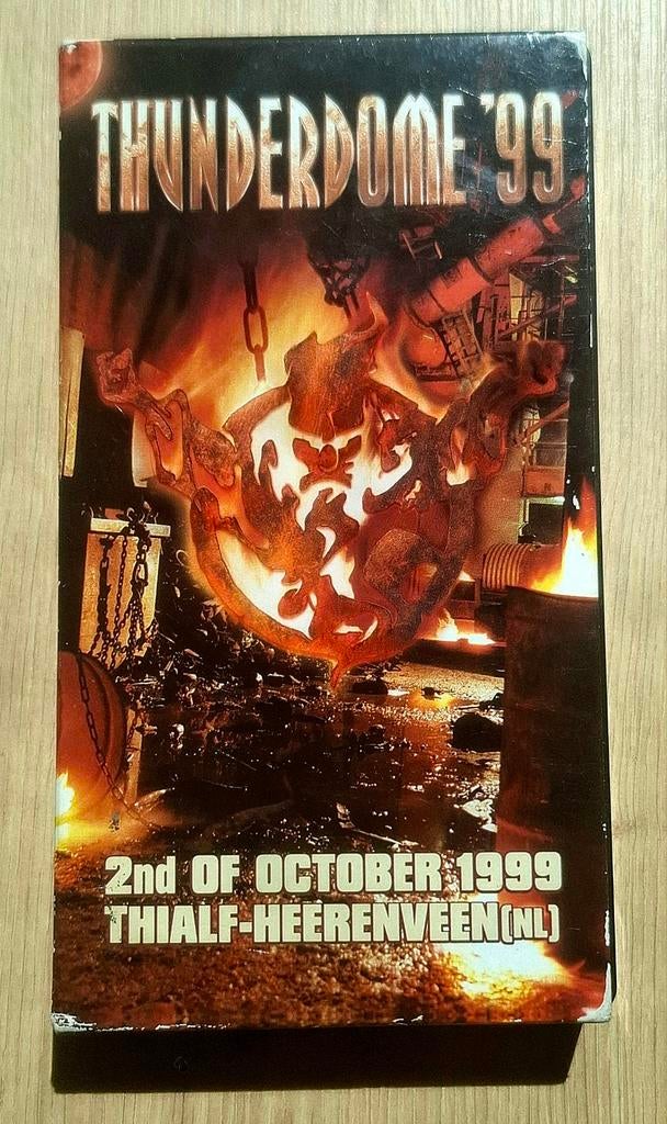 Thunderdome '99 VHS - Hardcore Rave Video Registratie, Vanaf 12 jaar, Ophalen of Verzenden, Zo goed als nieuw, Overige genres