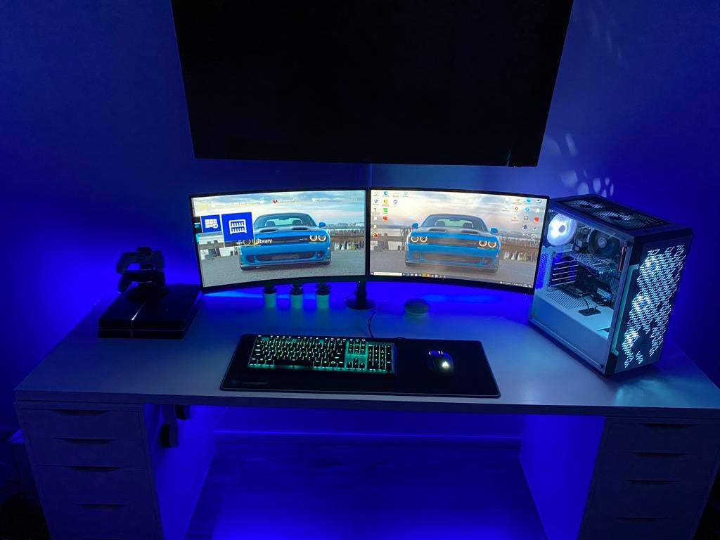 MSI Optix MAG241C Curved Gaming Monitor - Zo goed als nieuw, Gaming, HDMI, Curved, Full HD