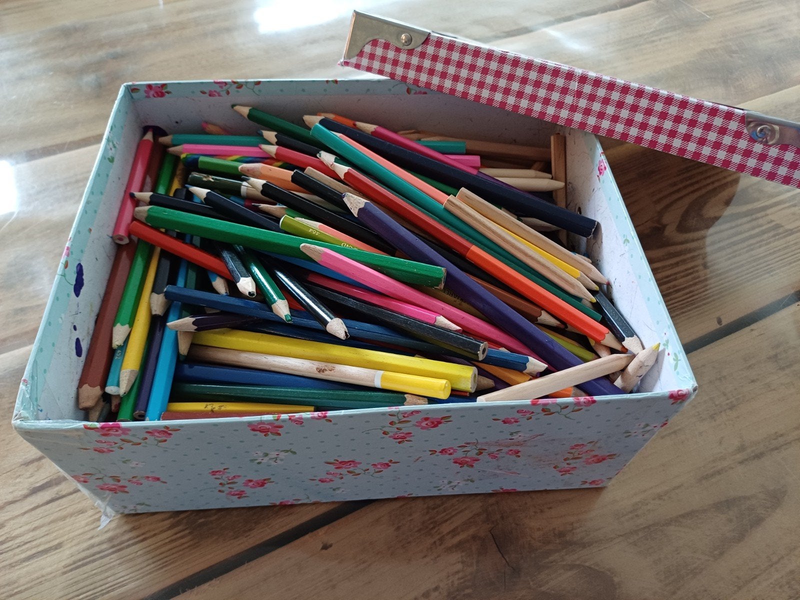 doos vol kleurpotloden, Ophalen, Vulpen, Overige merken