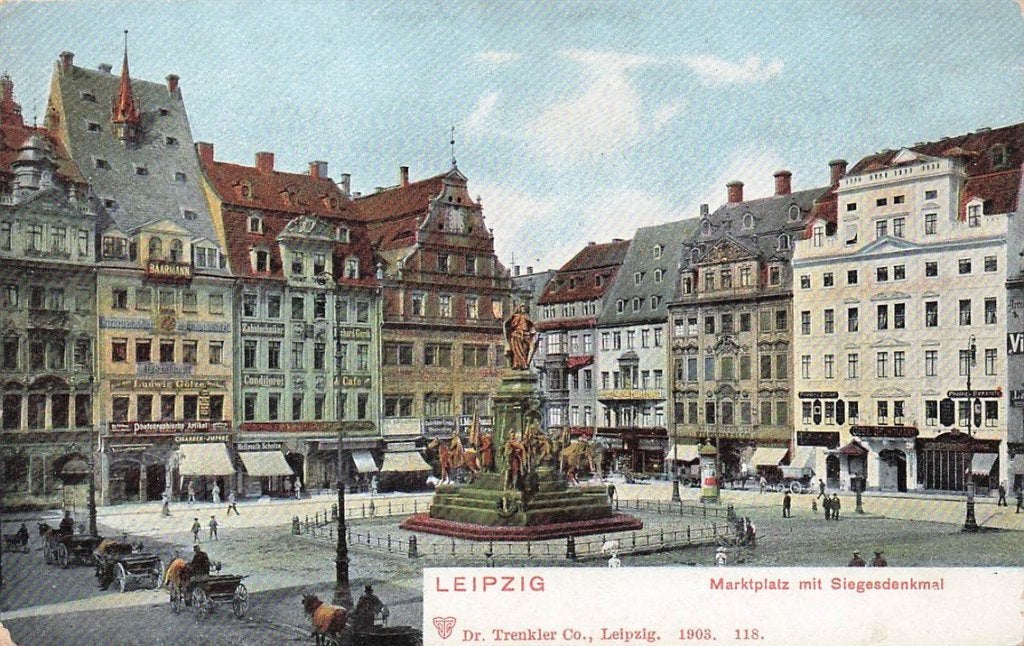 702-370-017 Leipzig Marktplatz Mit Siegesdenkmal, Verzenden, Voor 1920, Duitsland