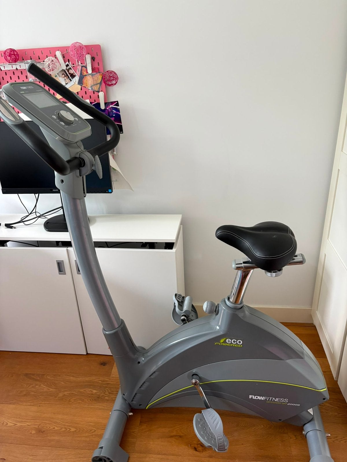 Flow Fitness Uptown HT2000G Hometrainer, Ophalen, Zo goed als nieuw, Metaal, Benen