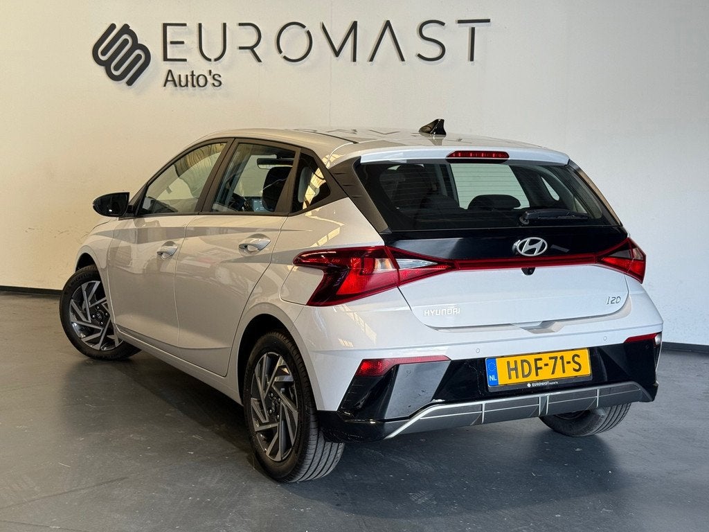 Hyundai I20 Gereserveerd!, Auto's, Hyundai, Voorwielaandrijving, Gebruikt, Euro 6, 100 pk