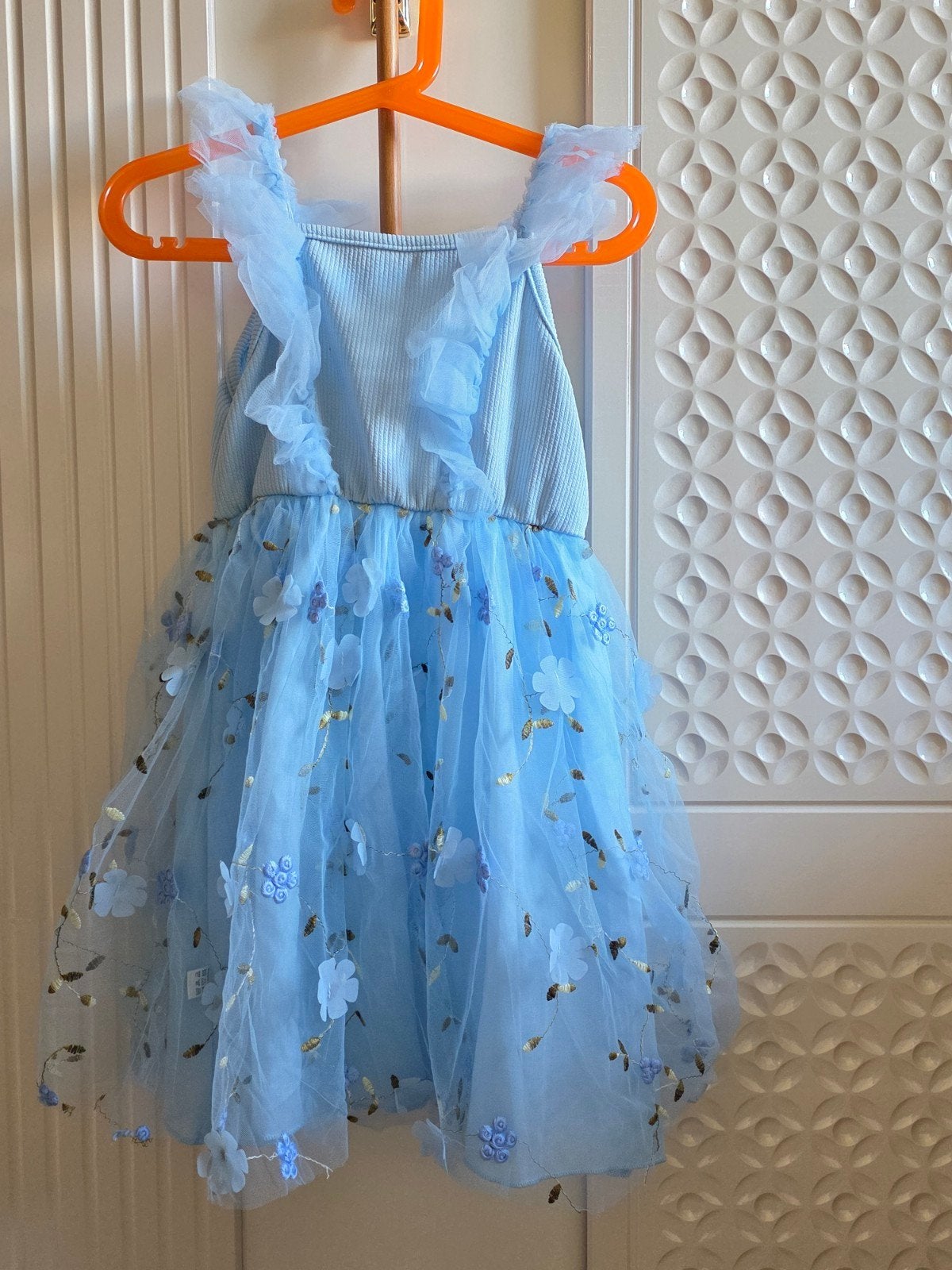 Prachtige blauwe kinderjurk met bloemen en tule, Ophalen, Zo goed als nieuw, Onbekend, Meisje