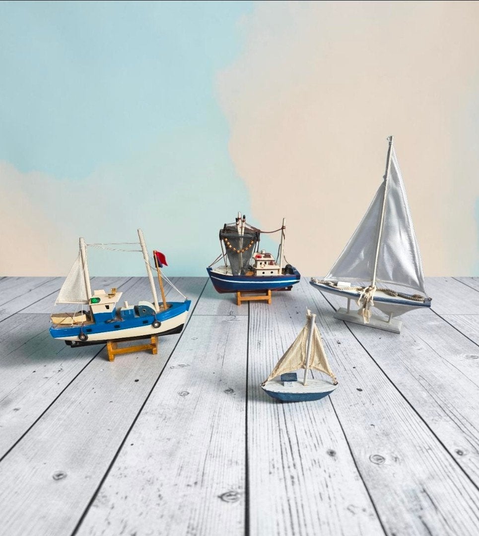 4 decoratieve houten bootjes – Los te koop of als set, Ophalen