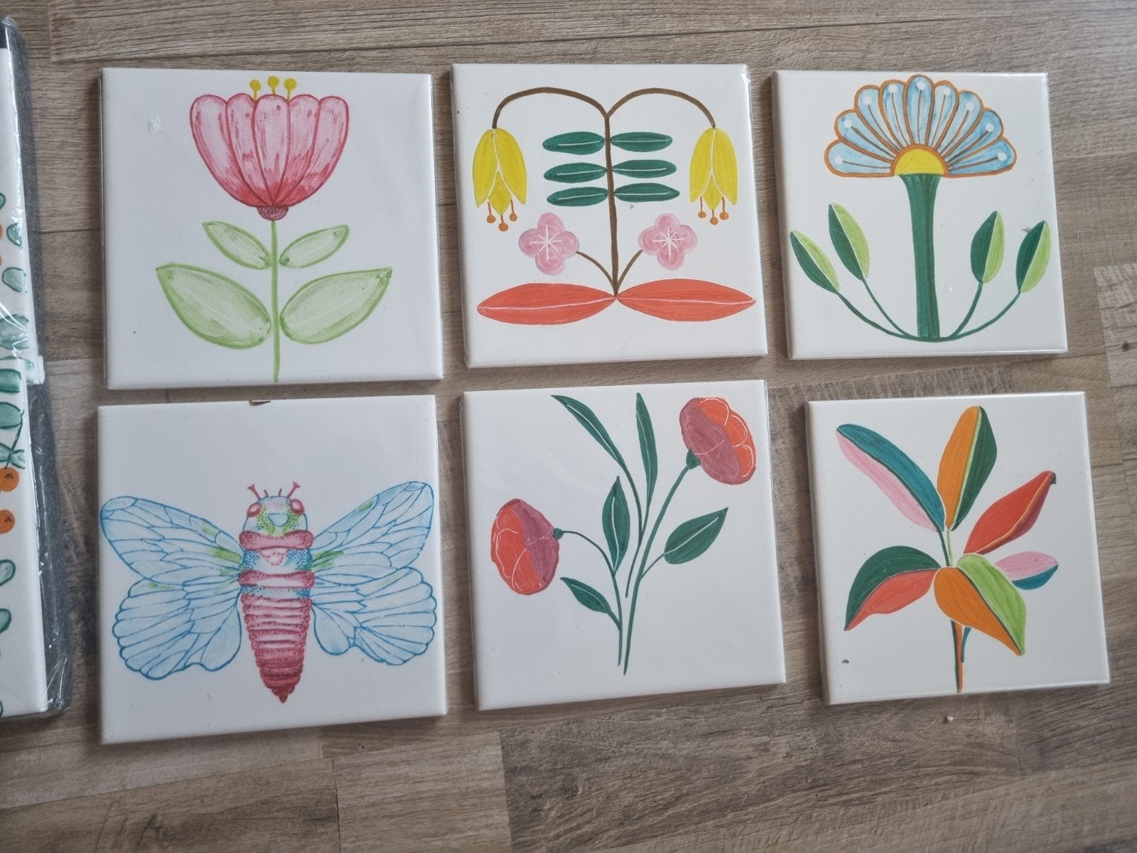 Decoratieve tegels met bloemen en insecten (10 stuks), Ophalen