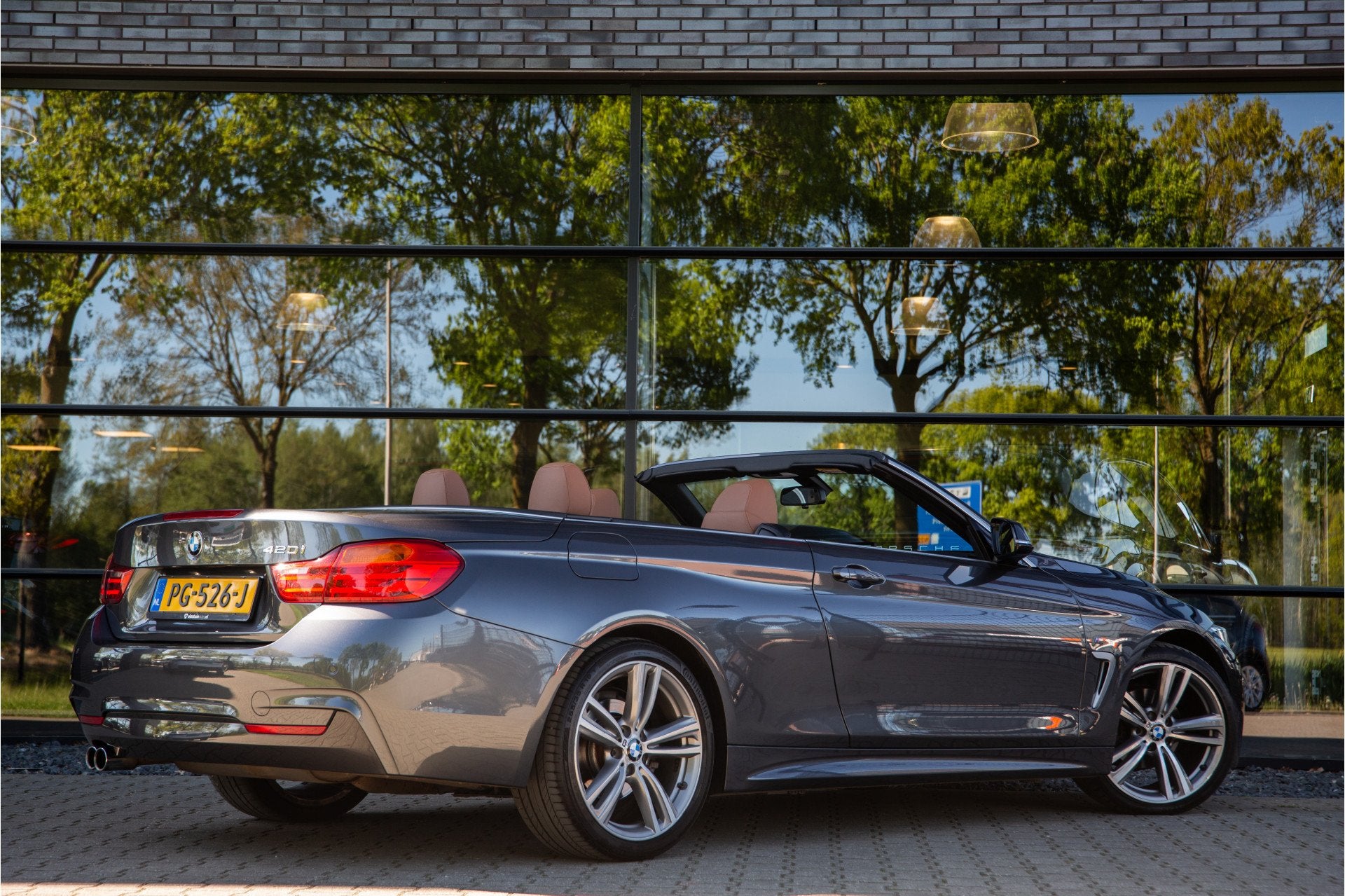 BMW 4 Serie Cabrio 420i High Executive M-Sport , Keyless, Le, Automaat, 1998 cc, Achterwielaandrijving, Gebruikt