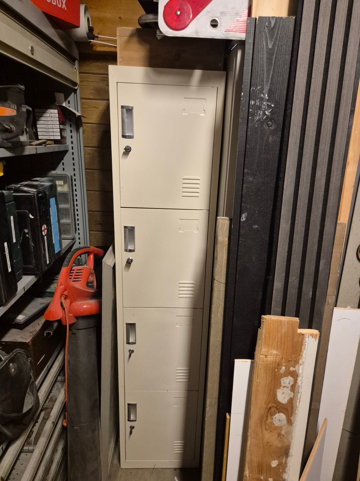 Metalen locker kast met 3 vakken - 180x39x42 cm, Ophalen, Gebruikt, Industrieel