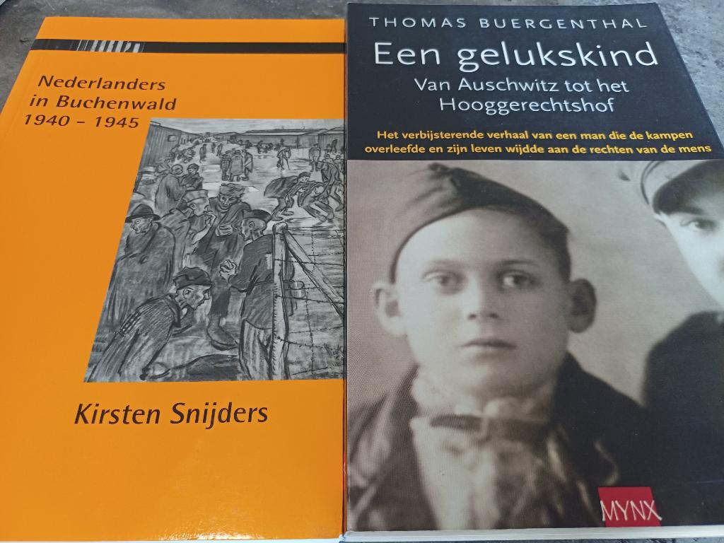 2 oorlog boeken, Ophalen of Verzenden, Tweede Wereldoorlog, Overige onderwerpen