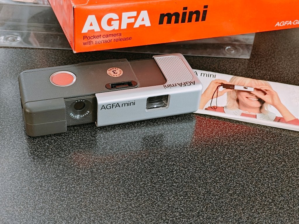Agfa mini in originele verpakking met gebruiksaanwijzing, Verzamelen, Fotografica en Filmapparatuur, Ophalen of Verzenden, 1960 tot 1980