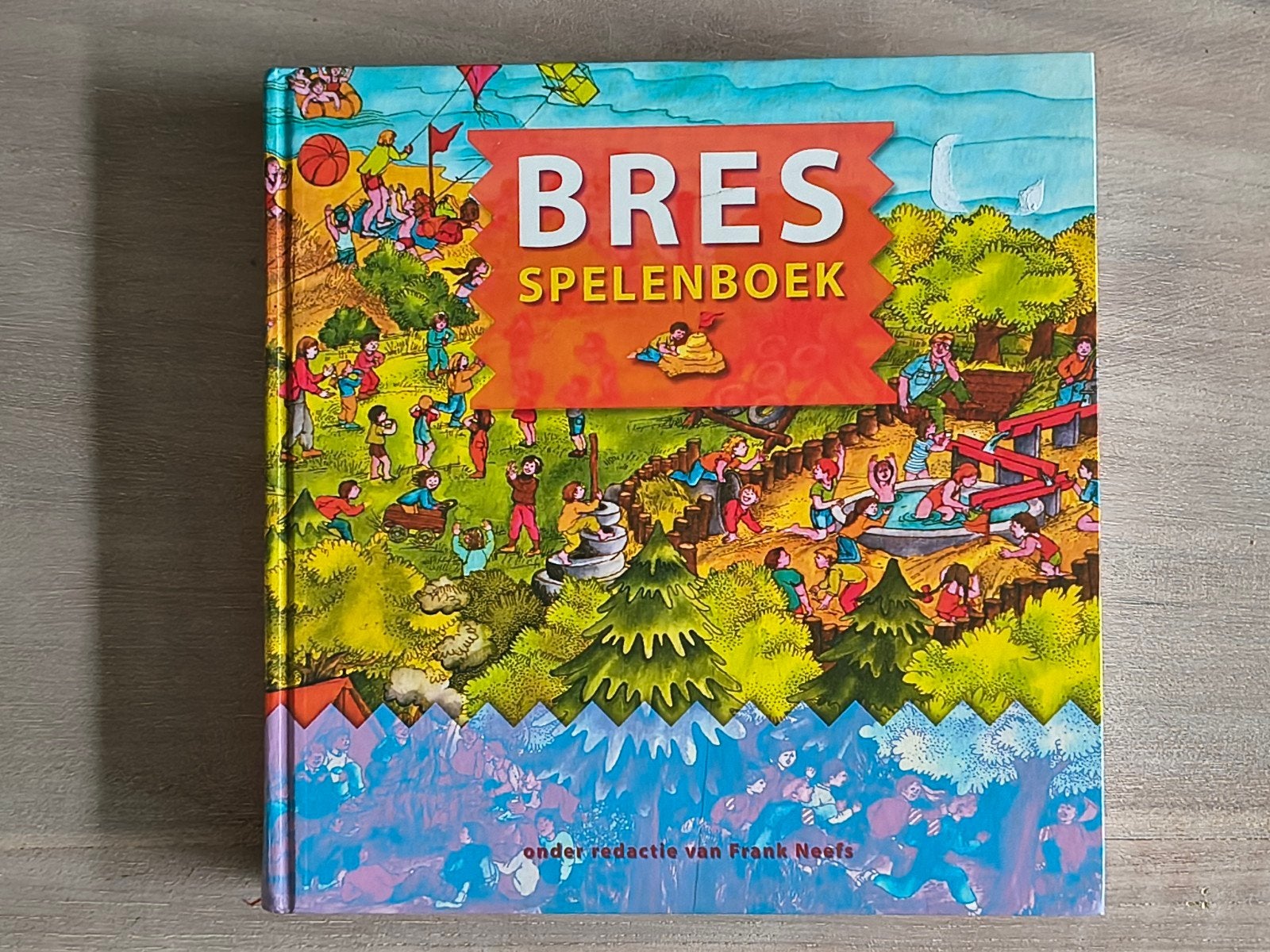 BRES Spelenboek - onder redactie van Frank Neefs, Ophalen of Verzenden, Zo goed als nieuw, Frank Neefs, Non-fictie