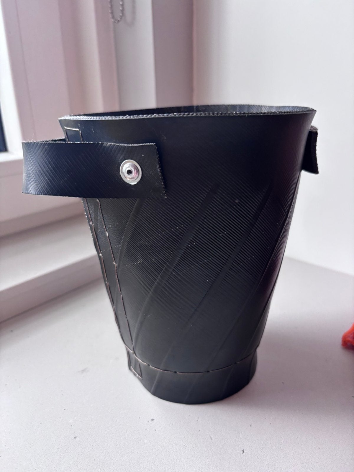 Rubber pot/mand 20 cm hoog diameter boven 14 cm, Ophalen, Overige materialen, Rond, Zo goed als nieuw