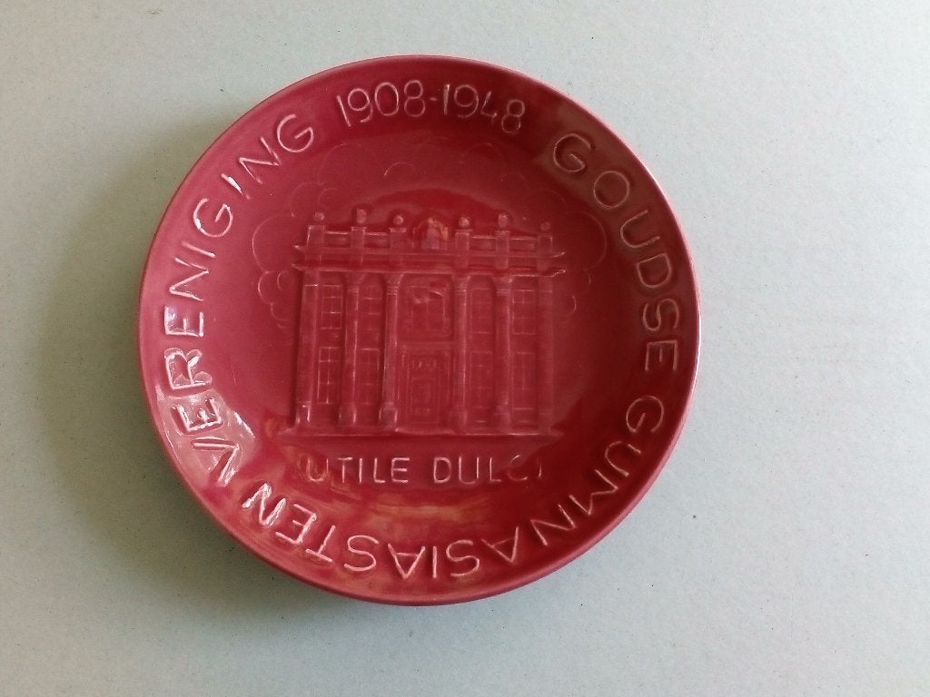 Wandbordje.Gymnasiasten vereniging 1908-1948.Gouda, Antiek en Kunst, Curiosa en Brocante, Ophalen of Verzenden