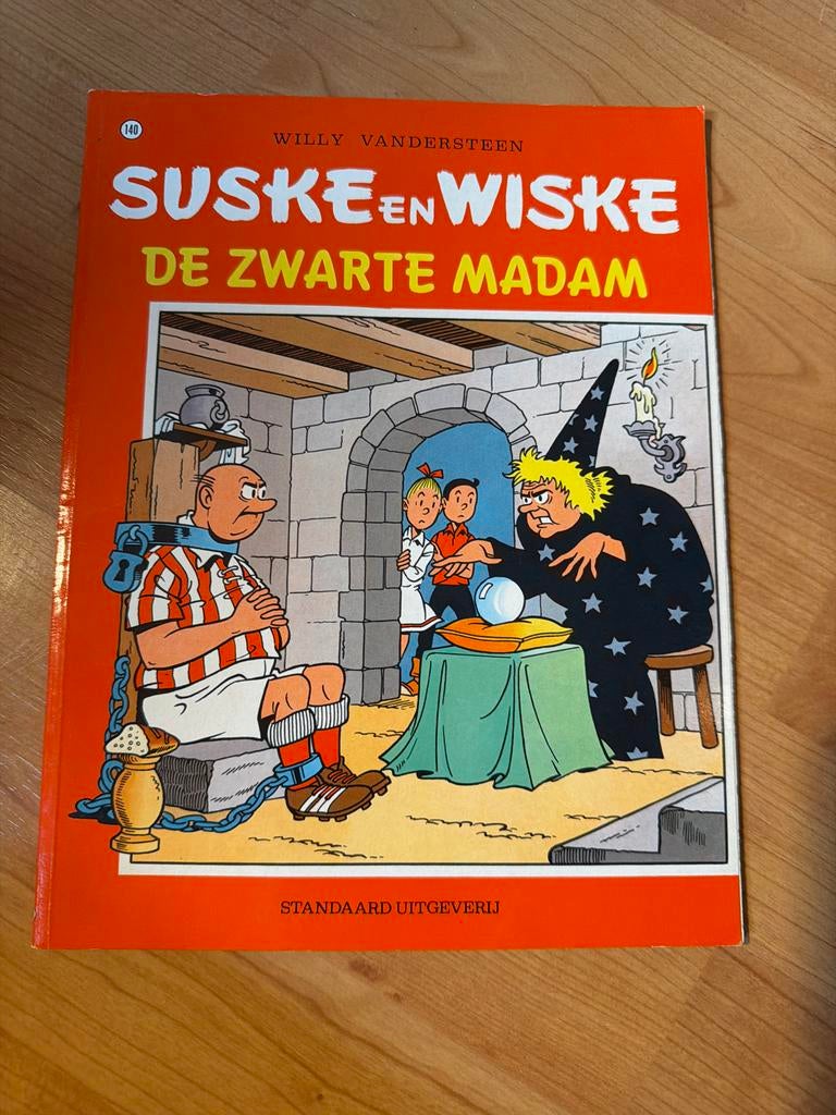 Suske en Wiske - De Zwarte Madam (nr. 140) - Jaren '80, Boeken, Stripboeken, Meerdere stripboeken, Ophalen, Gelezen