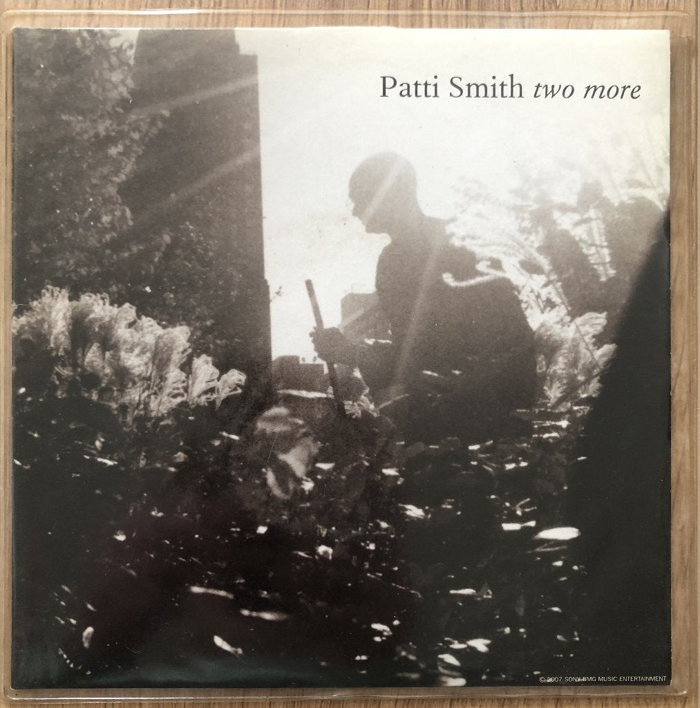 Patti Smith – Two More 7" single, Ophalen, Zo goed als nieuw, 7 inch