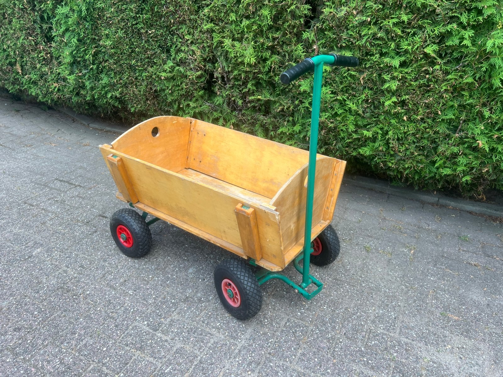 Degelijke houten bolderkar met losse vlakken, Ophalen, Gebruikt