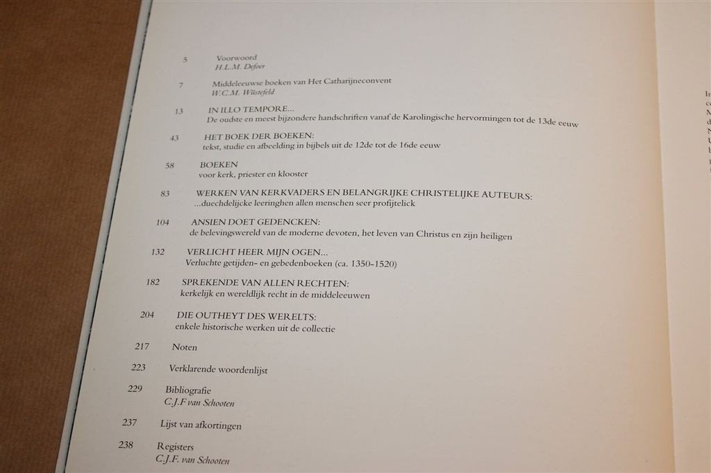 Middeleeuwse Boeken — Catharijneconvent, Handschriften, Ophalen of Verzenden, Gelezen