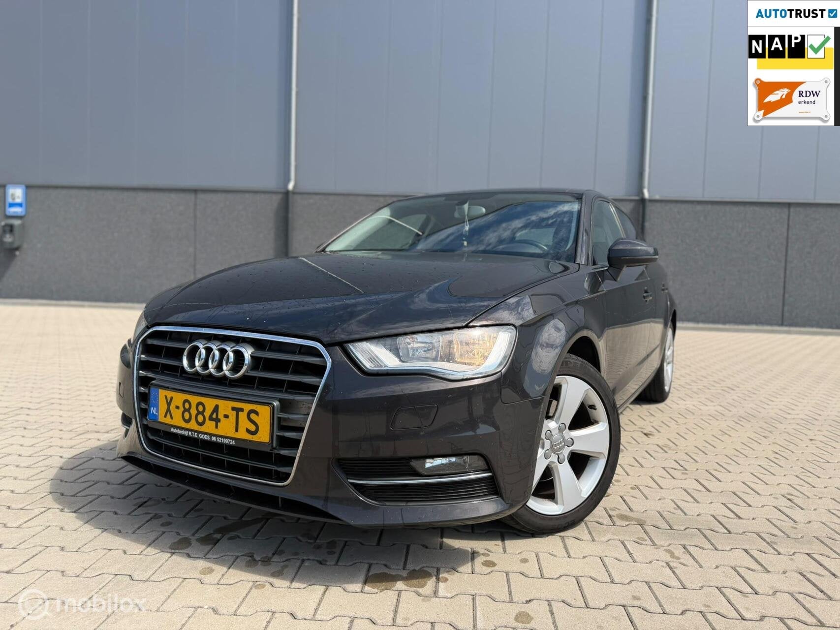 Audi A3 Sportback 2.0 TDI Ambition Pro Line S, Auto's, Voorwielaandrijving, Euro 5, 140 €/maand, 1600 kg