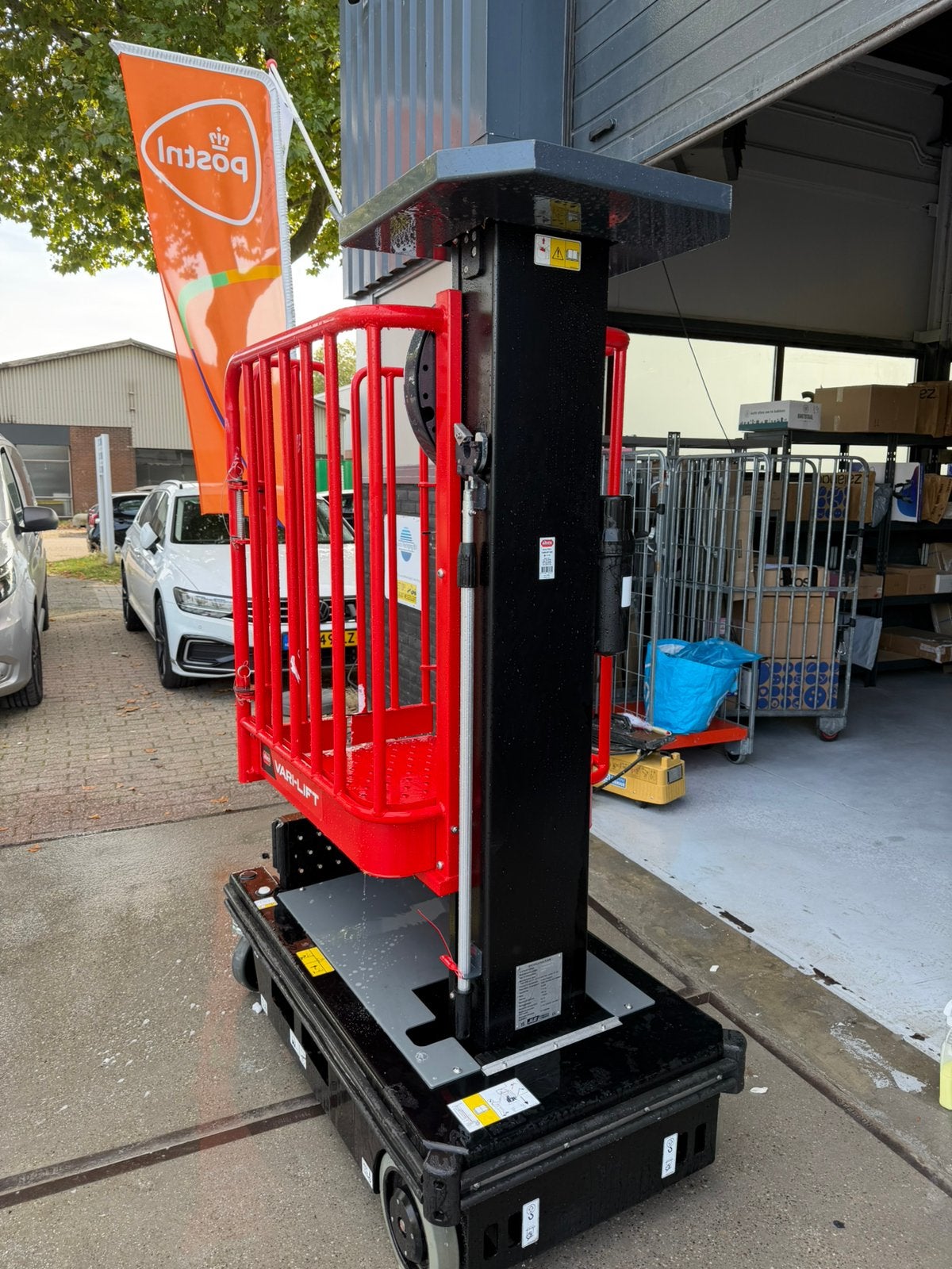 Altrex PRO+ VARI-LIFT 420 hoogwerker, Zakelijke goederen, Ophalen