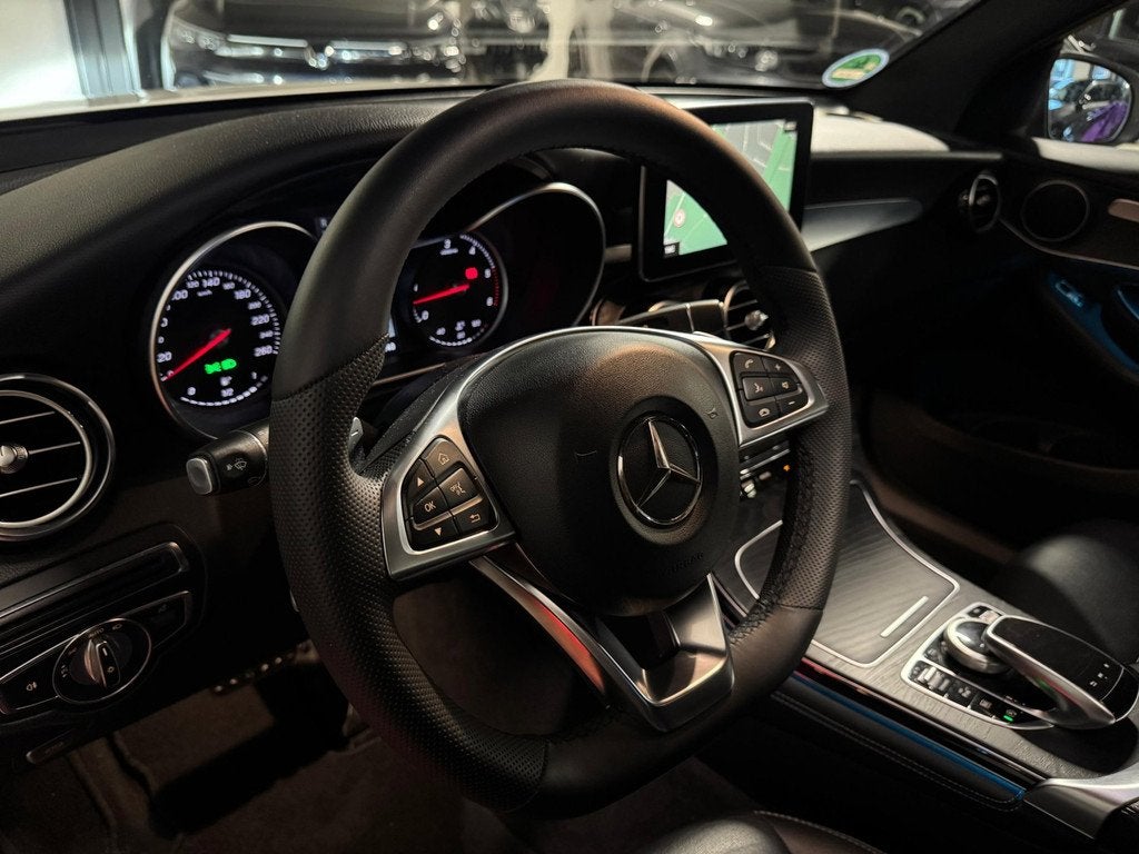 Mercedes-Benz GLC-klasse 350 d 4MATIC Prestige AMG PANO CARP, Auto's, Automaat, Gebruikt, Zwart, 259 pk