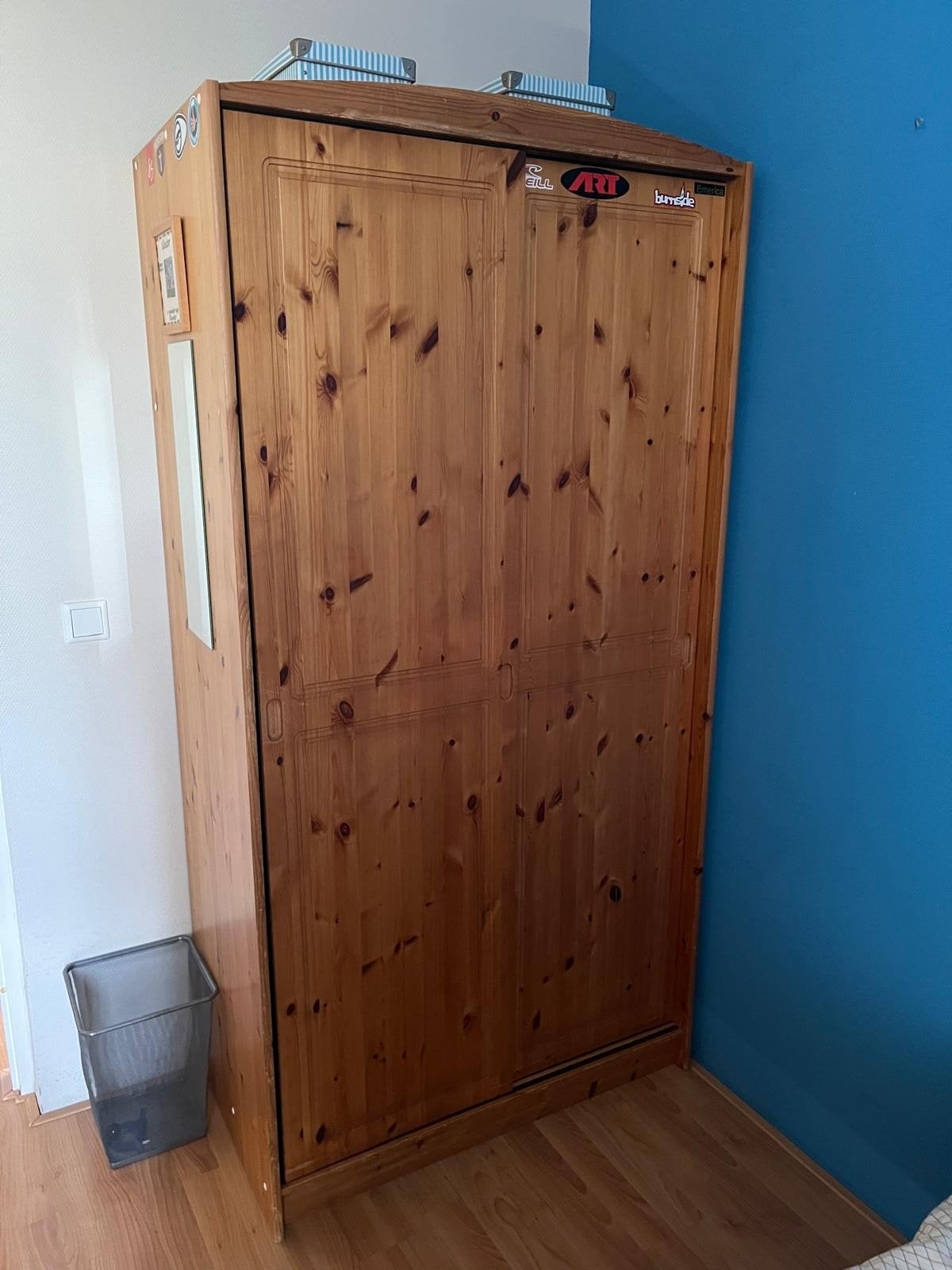 GRATIS!!! Grenen kledingkast met hang- en leggedeelte, Ophalen, 100 tot 150 cm, 50 tot 75 cm, Gebruikt