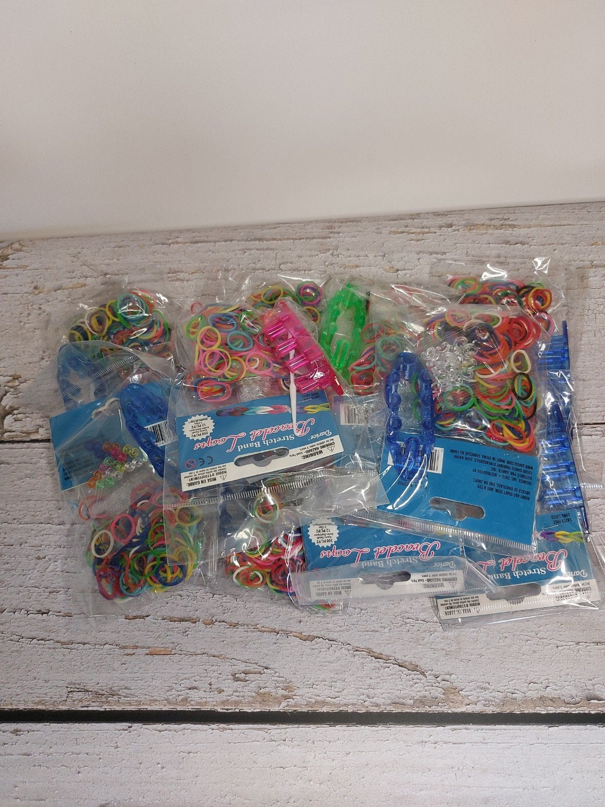 10 Loombandjes Uitdeelzakjes met Mini Loom en Haaknaald, Ophalen of Verzenden