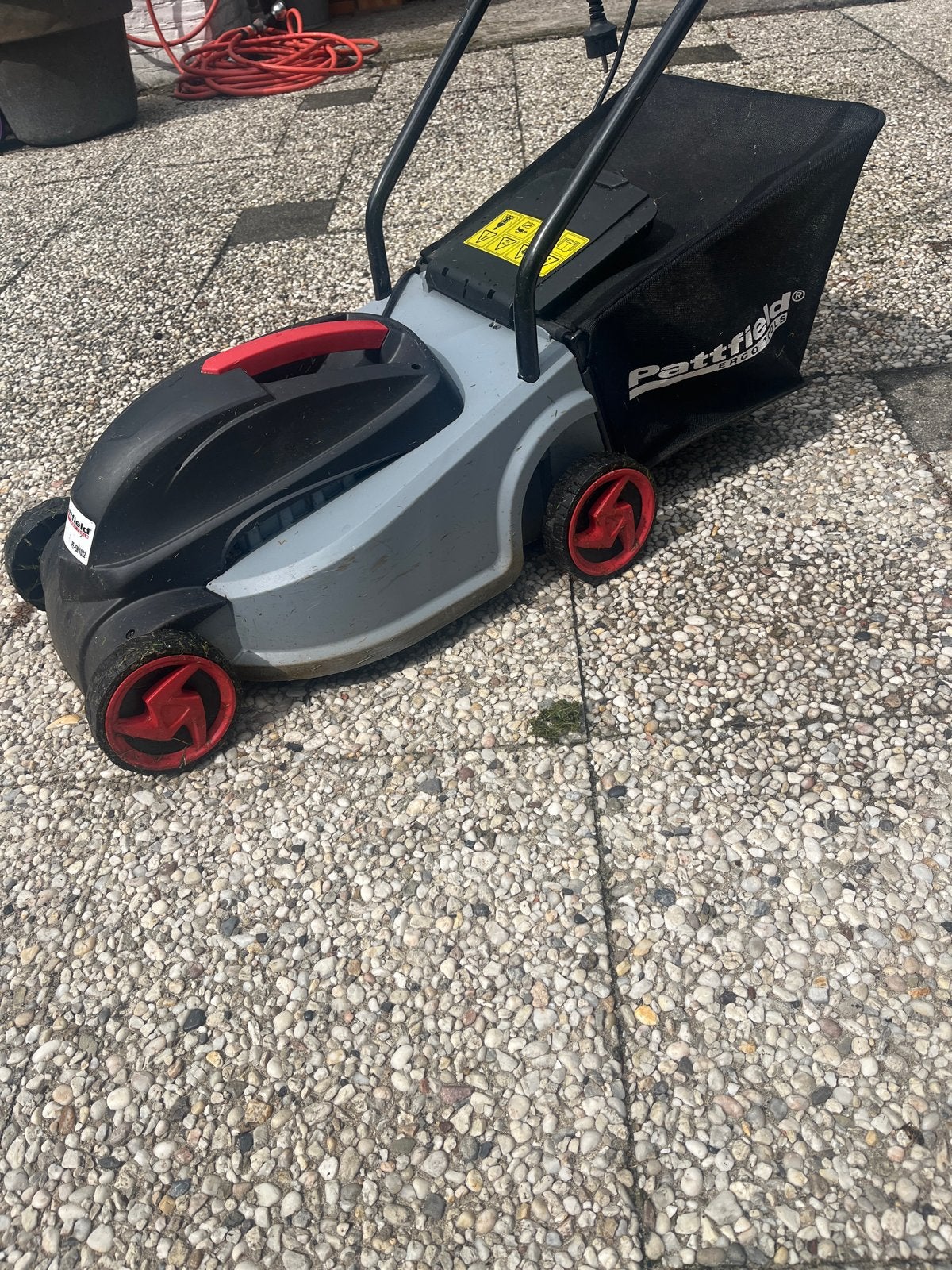 Pattfield elektrische grasmaaier met opvangzak, Tuin en Terras, Ophalen, Cirkelmaaier, Gebruikt, Elektrische grasmaaier