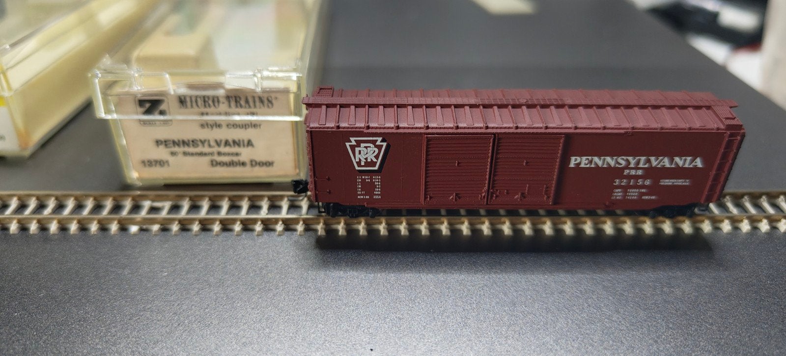 Märklin Z spoor Micro-Trains wagons (Pennsylvania & Golden W, Gelijkstroom, Wagon, Ophalen of Verzenden, Zo goed als nieuw