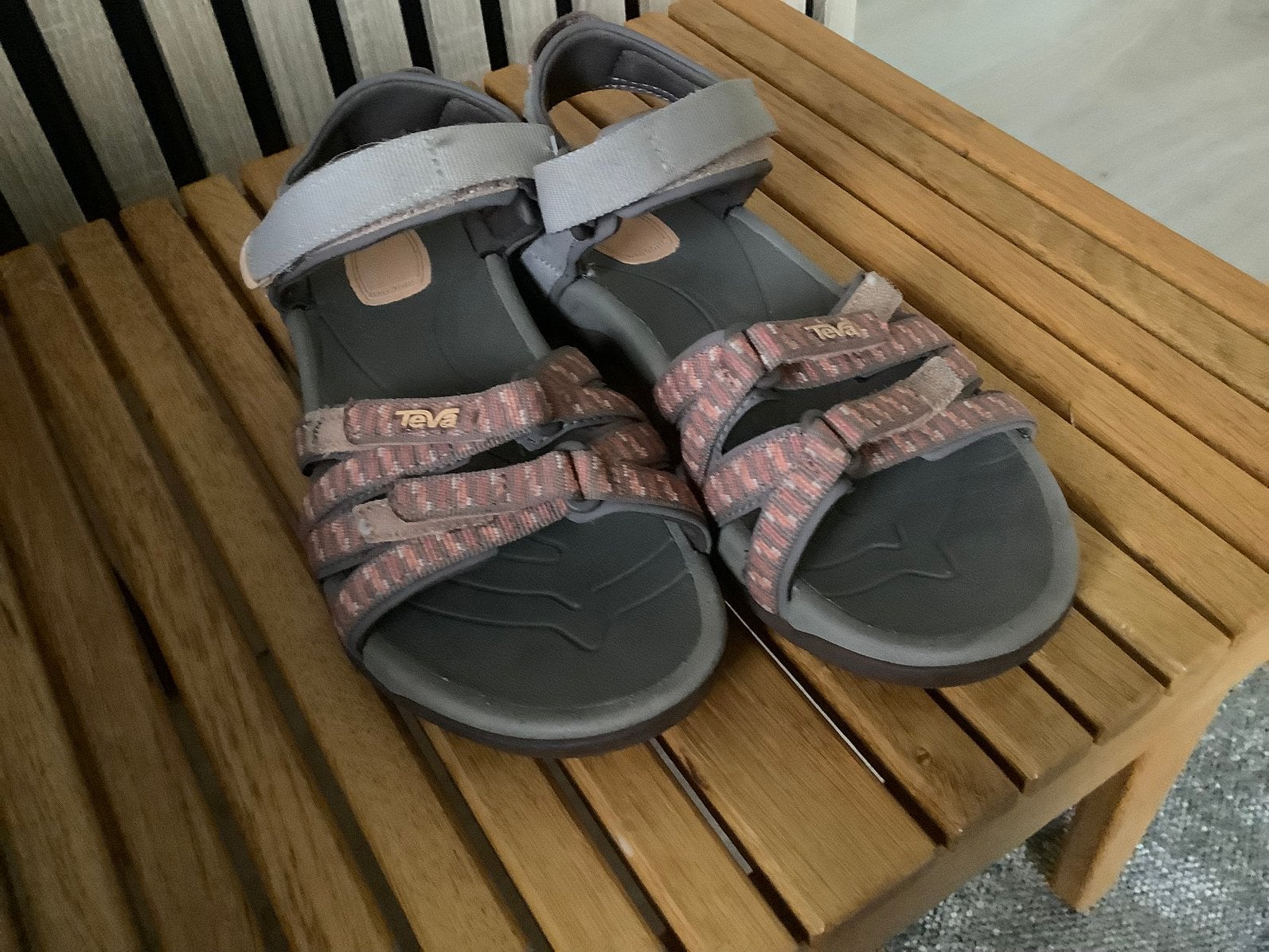 Teva sandalen maat 37, Overige kleuren, Zo goed als nieuw, Sandalen of Muiltjes, Ophalen of Verzenden