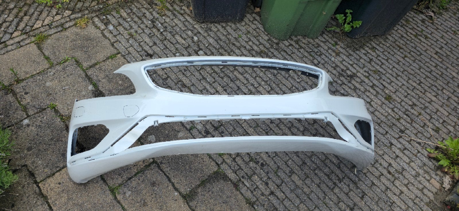 Volvo S60V60 R-design bumper 31383136., Auto-onderdelen, Carrosserie en Plaatwerk, Bumper, Volvo, Voor, Gebruikt, Ophalen
