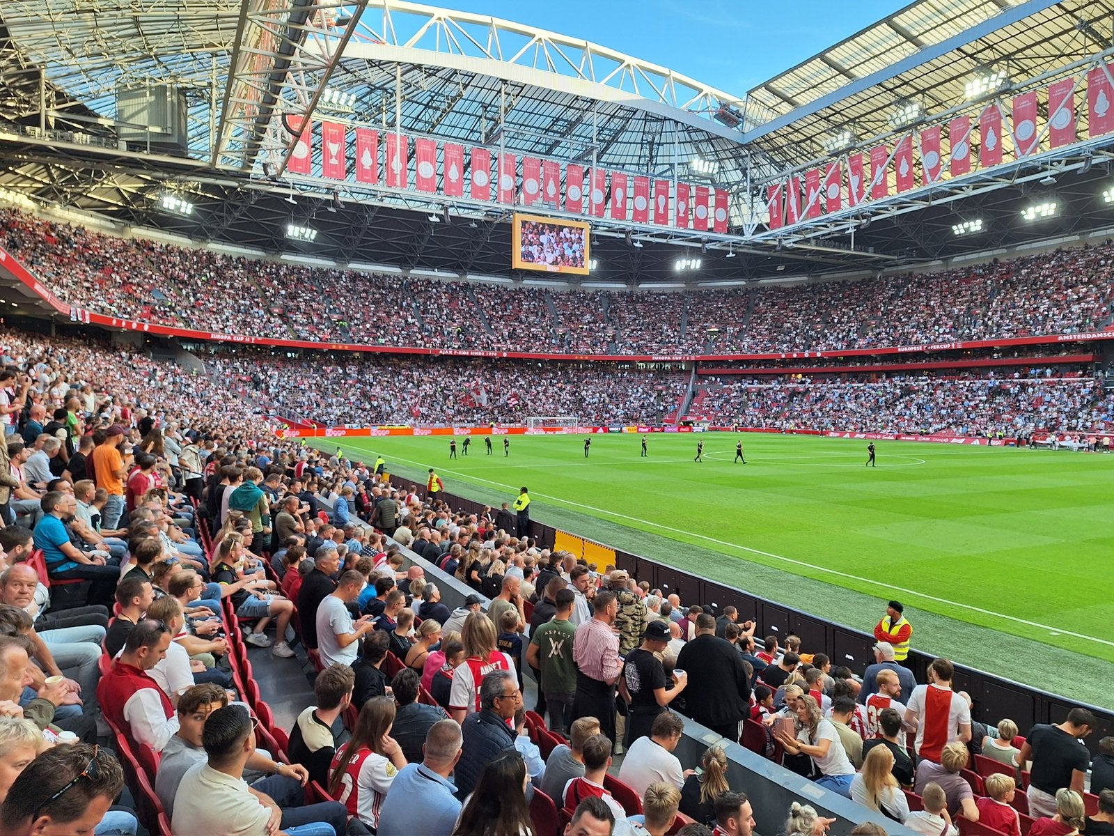 1 ticket Ajax-Excelsior en 1 ticket Ajax-Willem ll vak 118, Eén persoon, Augustus