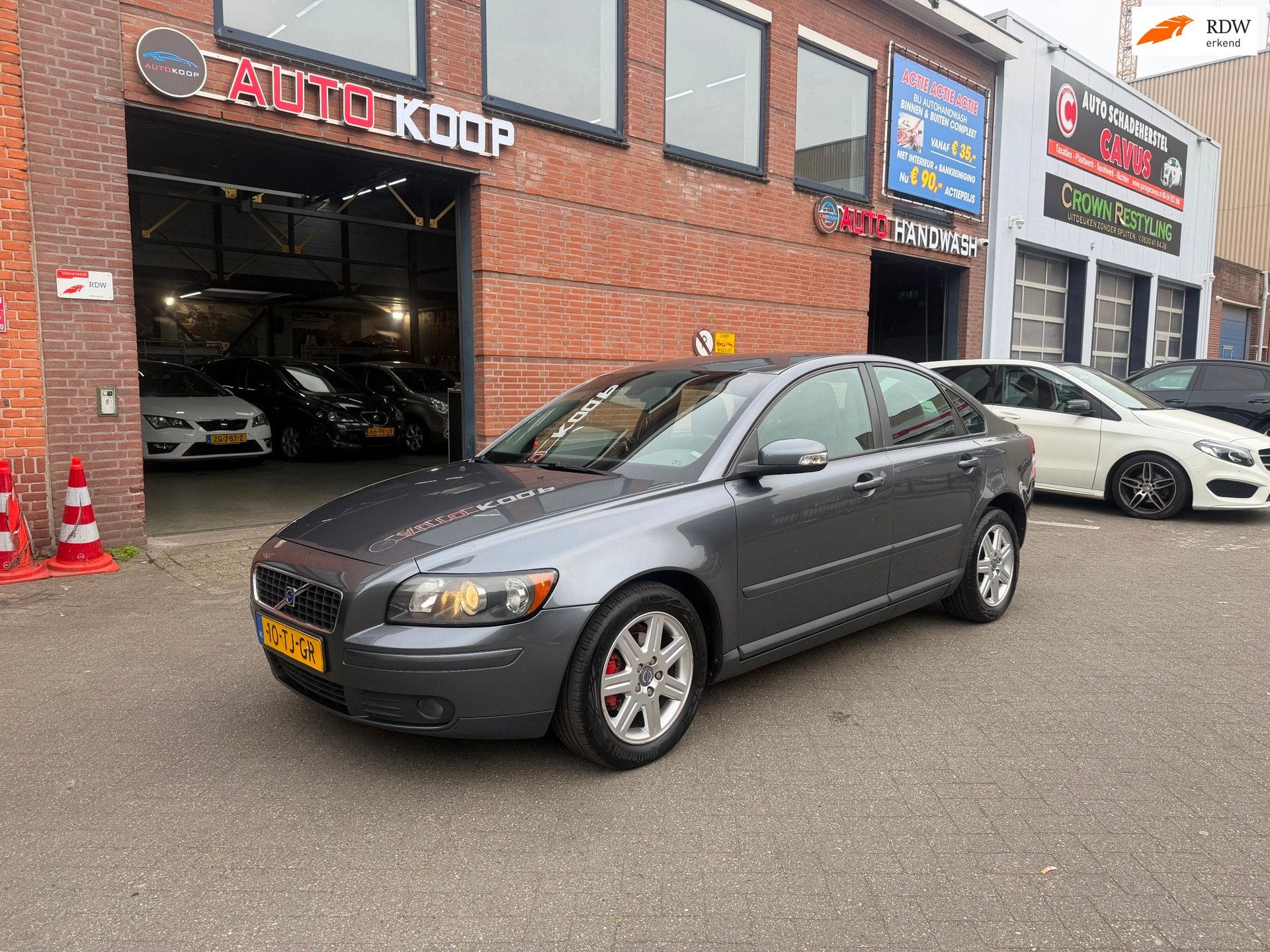 Volvo S40 1.8 Edition I Airco Cruise Trekhaak Apk 10-2026, Auto's, Volvo, Voorwielaandrijving, 125 pk, Gebruikt, 4 cilinders