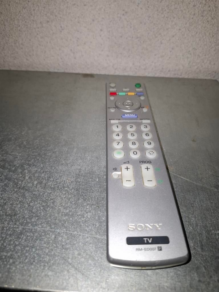 Sony Bravia TV afstandsbediening RM-ED007, Ophalen of Verzenden, Gebruikt
