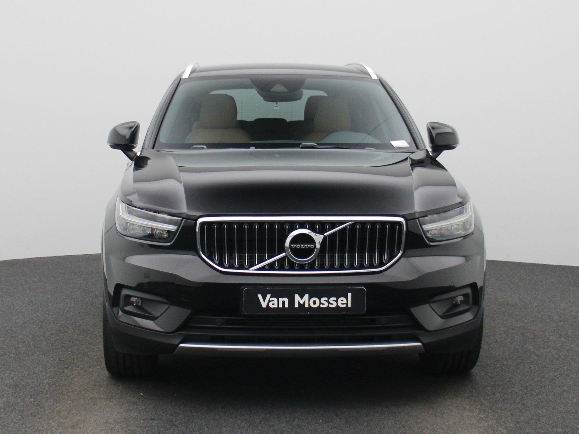 Volvo XC40 1.5 T5 Recharge Inscription | LEER | CAMERA | STO, 12 maanden, Euro 6, 1712 kg, Zwart