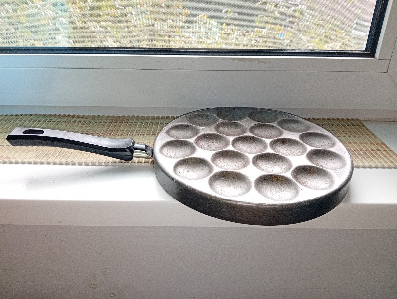 Poffertjespan - Gebruikt, Pannenkoekenpan, Overige materialen, Gebruikt, Antiaanbaklaag