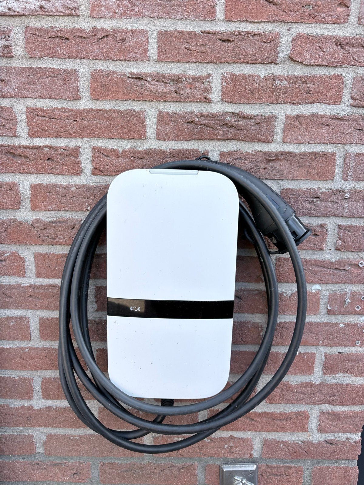 Eneco eMobility Laadpaal met Laadkabel, Auto diversen, Laadpalen, Ophalen, Zo goed als nieuw, Laadpaal en Laadkabel