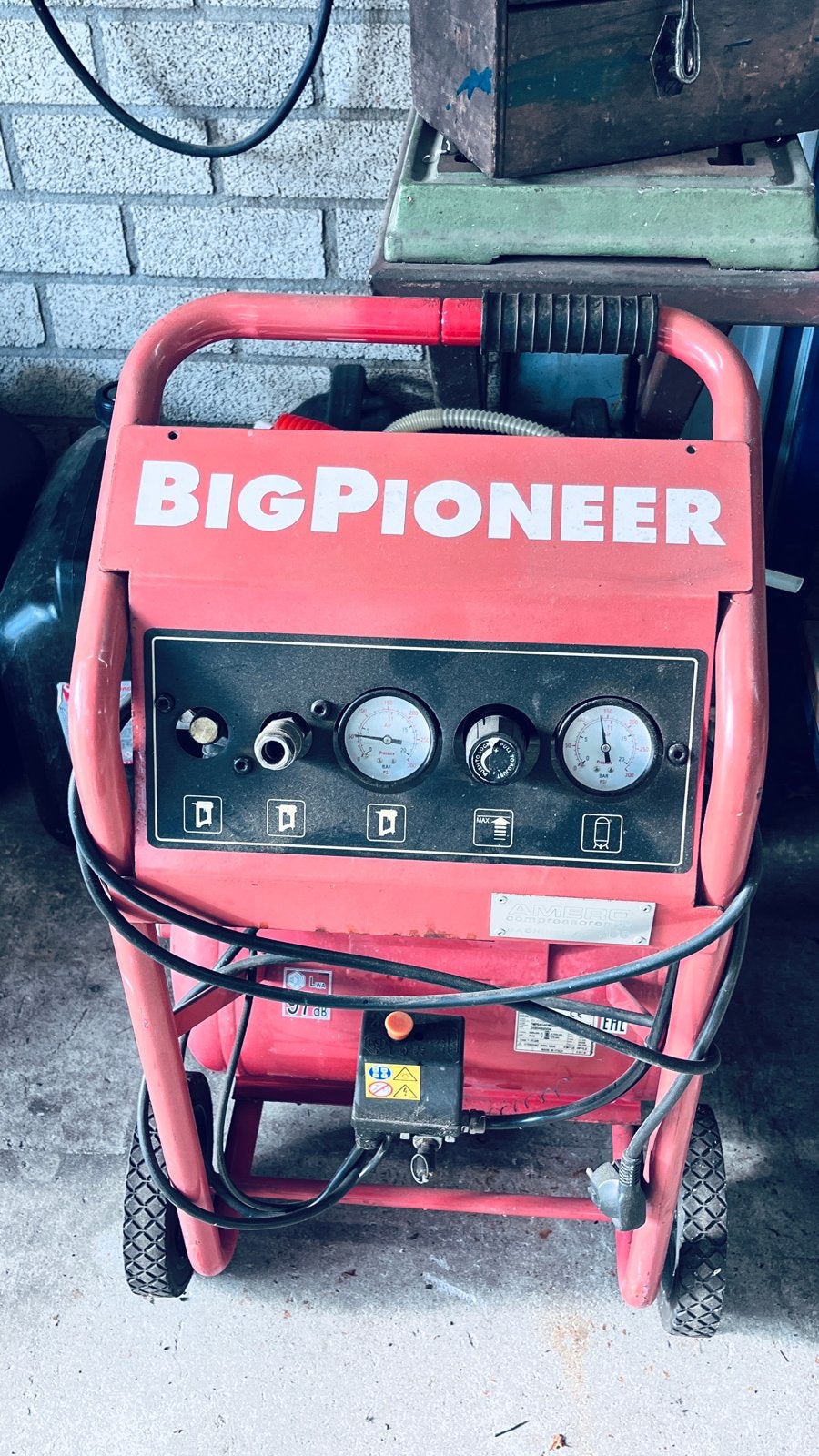 Big Pioneer Fini Compressor - 10 bar, 260 L/min, Doe-het-zelf en Verbouw, Ophalen, Gebruikt, 10 bar of meer, 200 tot 400 liter/min